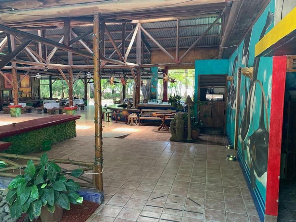 Hotel Roca Verde Beachfront Puntarenas Esterno foto